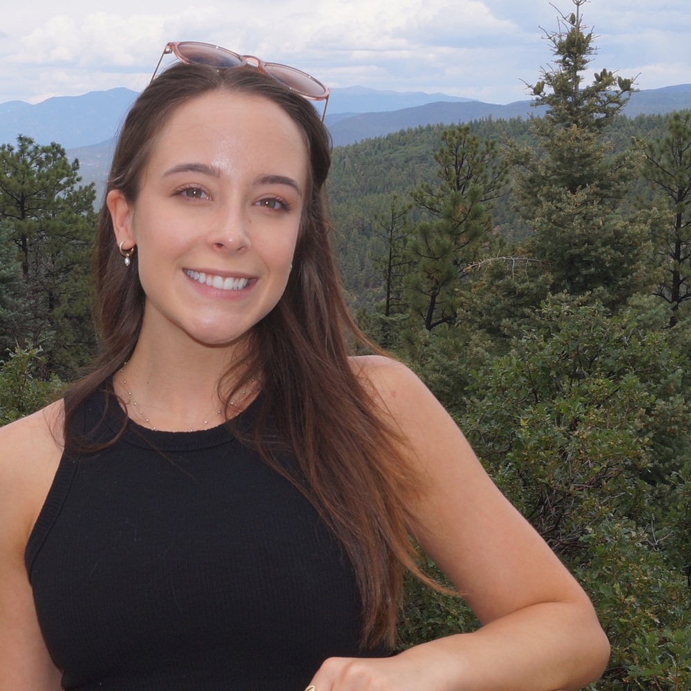 Meet your Posher, Carolyn